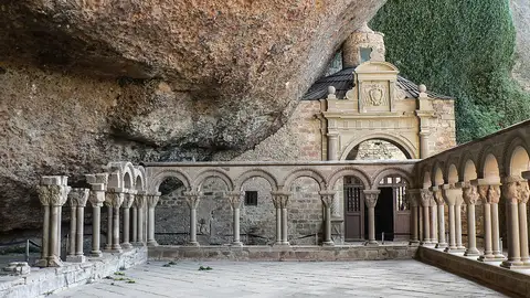 Monasterio de San Juan de la Peña Monasterio de San Juan de la Peña