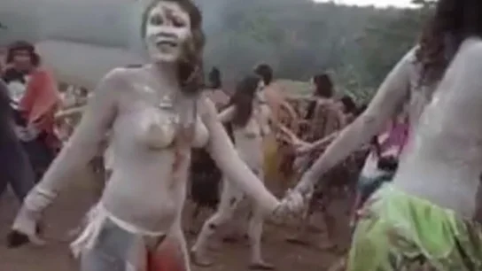 El movimiento 'familia arcoíris' y el coqueteo con las drogas naturales como la ayahuasca El movimiento 'familia arcoíris' y el coqueteo con las drogas naturales como la ayahuasca