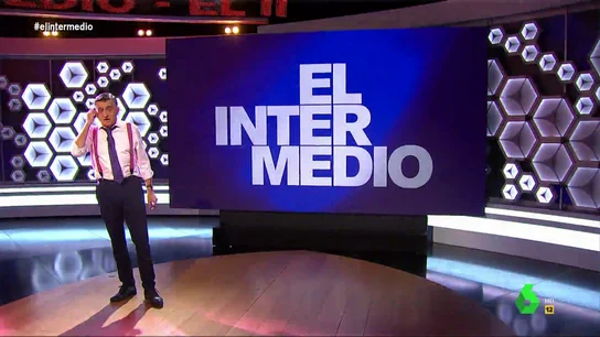 La inesperada confesión de Wyoming en directo sobre el arranque de El Intermedio: "Es absurdo esto" La inesperada confesión de Wyoming en directo sobre el arranque de El Intermedio: "Es absurdo esto"