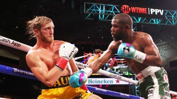  Floyd Maywaether y Logan Paul, en el Hard Rock Stadium