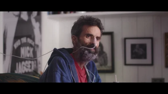 "Qué cabrón, esa fue buena": la risa de Pau Donés tras el vacile de Jordi Évole sobre sus canciones "Qué cabrón, esa fue buena": la risa de Pau Donés tras el vacile de Jordi Évole sobre sus canciones