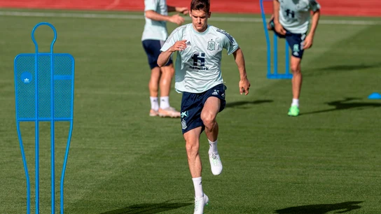Diego Llorente, segundo positivo por COVID-19 de la selección española Llorente