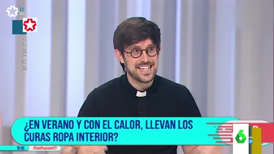 La indiscreta pregunta de una espectadora a un cura: "¿Lleváis ropa interior?" La indiscreta pregunta de una espectadora a un cura: "¿Lleváis ropa interior?"