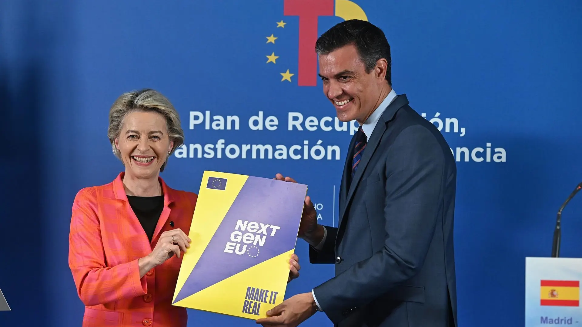  El presidente del Gobierno, Pedro Sánchez, y la presidenta de la Comisión Europea, Ursula von der Leyen.