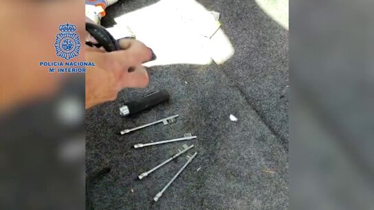 La Polic&iacute;a Nacional detiene a dos ladrones en M&aacute;laga que robaban en domicilios a trav&eacute;s de una novedosa t&eacute;cnica denominada 'ghosting'
