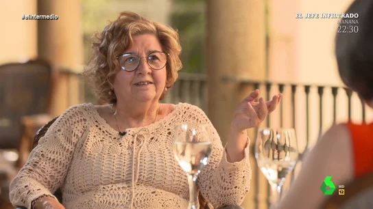 La reflexión feminista de Sonsoles Soto tras la polémica por su poema erótico: "Si lo hubiera leído un chico le hubieran aplaudido" La reflexión feminista de Sonsoles Soto tras la polémica por su poema erótico: "Si lo hubiera leído un chico le hubieran aplaudido"