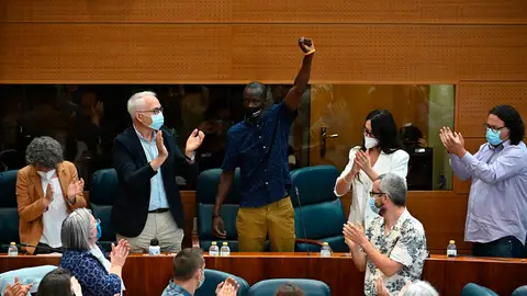 El diputado Serigne Mbayé, en la Asamblea de Madrid El diputado Serigne Mbayé, en la Asamblea de Madrid