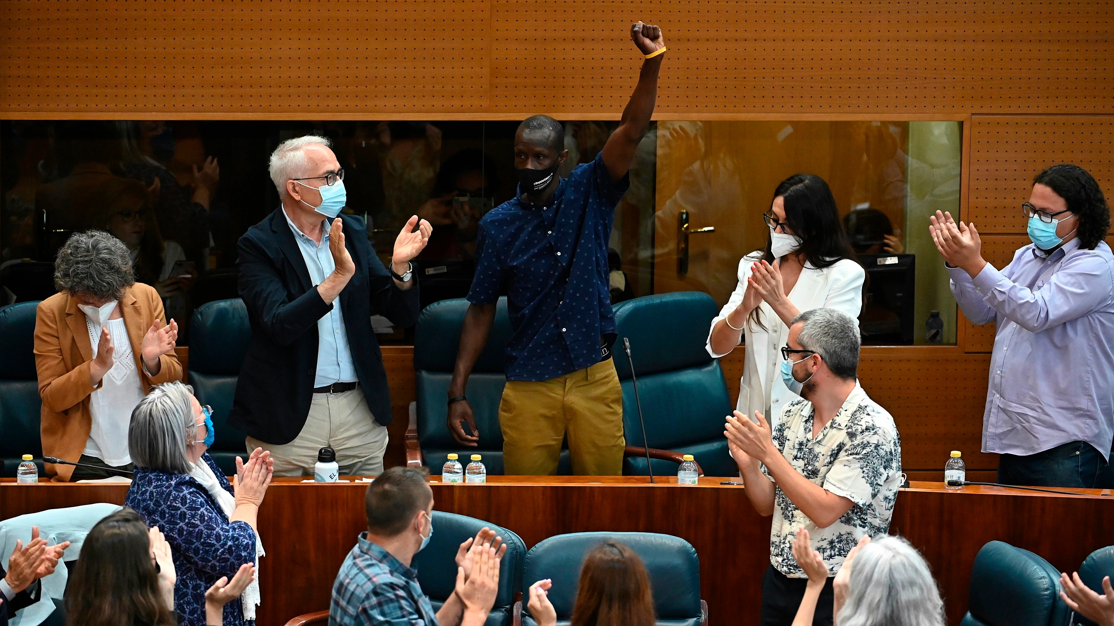 El diputado Serigne Mbayé, en la Asamblea de Madrid