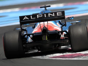 Alpine apunta alto en Francia Alpine apunta alto en Francia