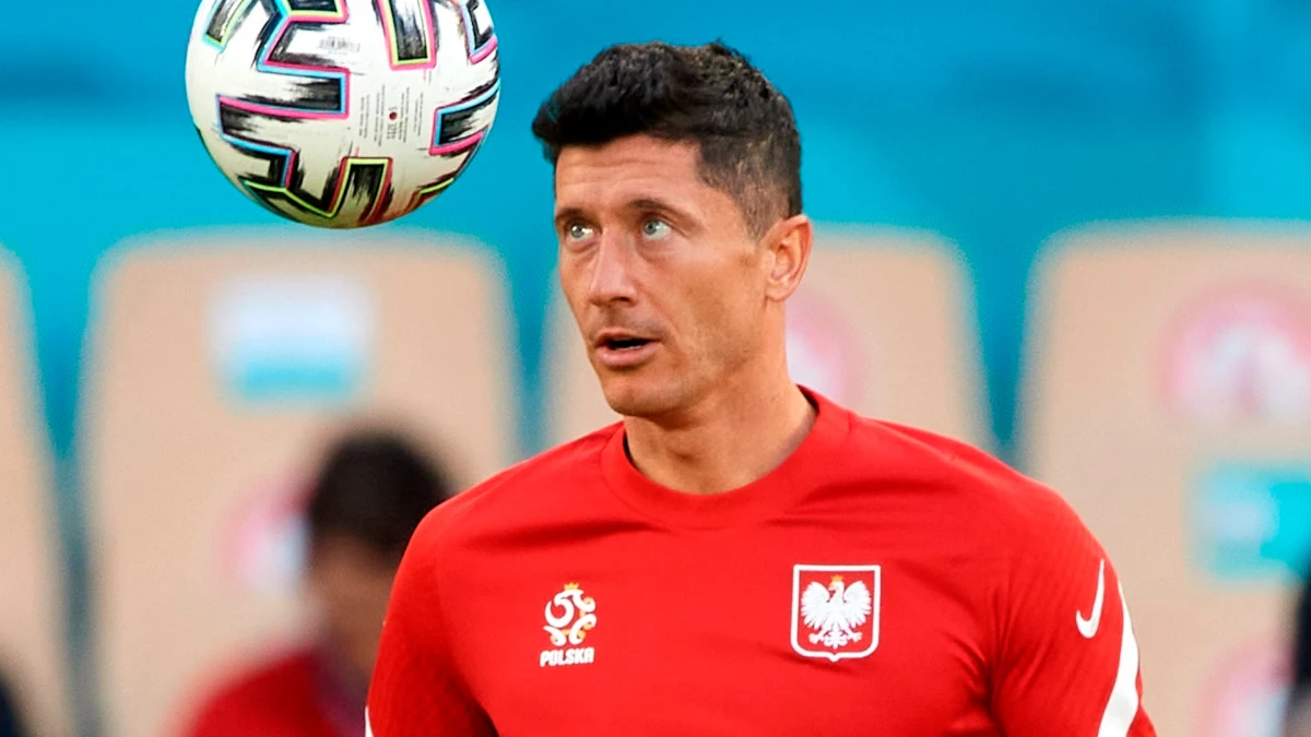 Robert Lewandowski, con Polonia