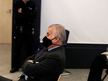 Imagen de Bárcenas ante el juez Imagen de Bárcenas ante el juez