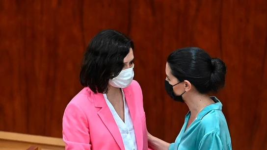 La presidenta de la Comunidad de Madrid, Isabel Díaz Ayuso, junto a la líder de Vox, Rocío Monasterio La presidenta de la Comunidad de Madrid, Isabel Díaz Ayuso, junto a la líder de Vox, Rocío Monasterio