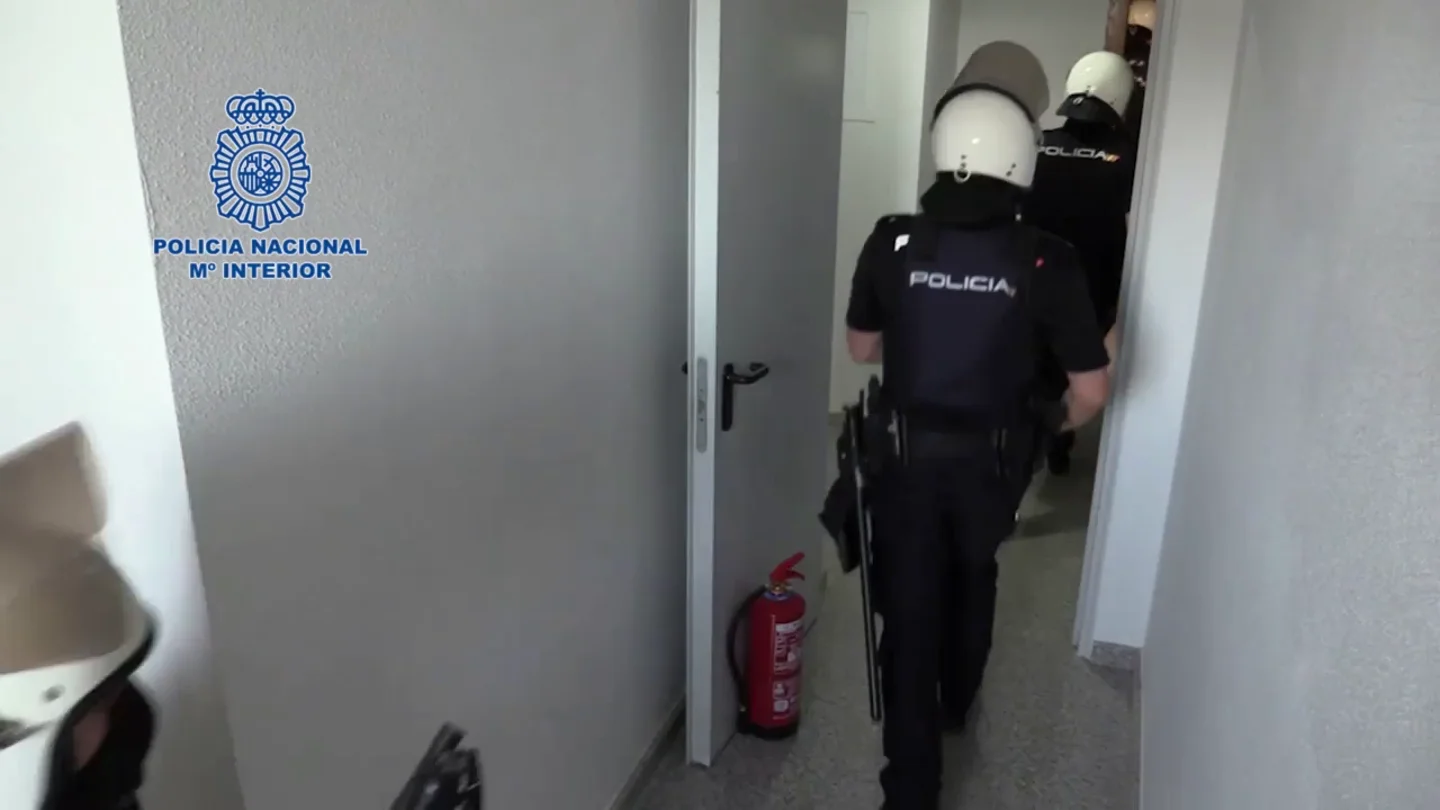 Intervienen en un piso prostíbulo en Murcia gracias a un correo dirigido a la Policía Intervienen en un piso prostíbulo en Murcia gracias a un correo dirigido a la Policía