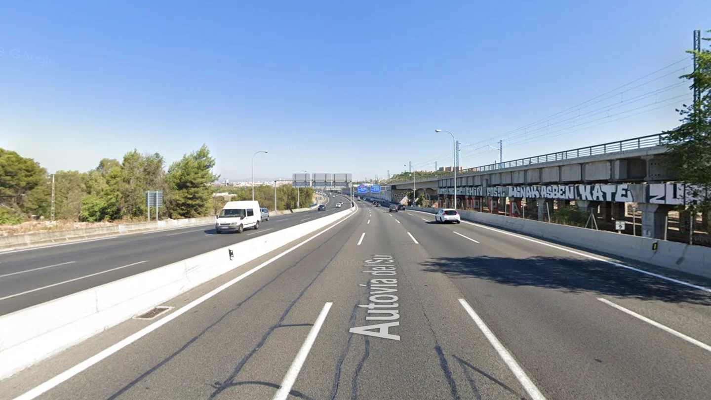 Imagen de la autovía A-4 en su paso por Carmona Sevilla
