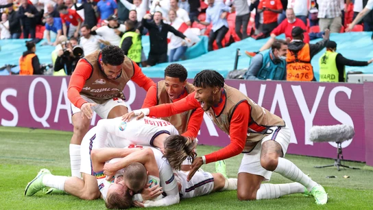 Inglaterra celebra un gol Inglaterra celebra un gol