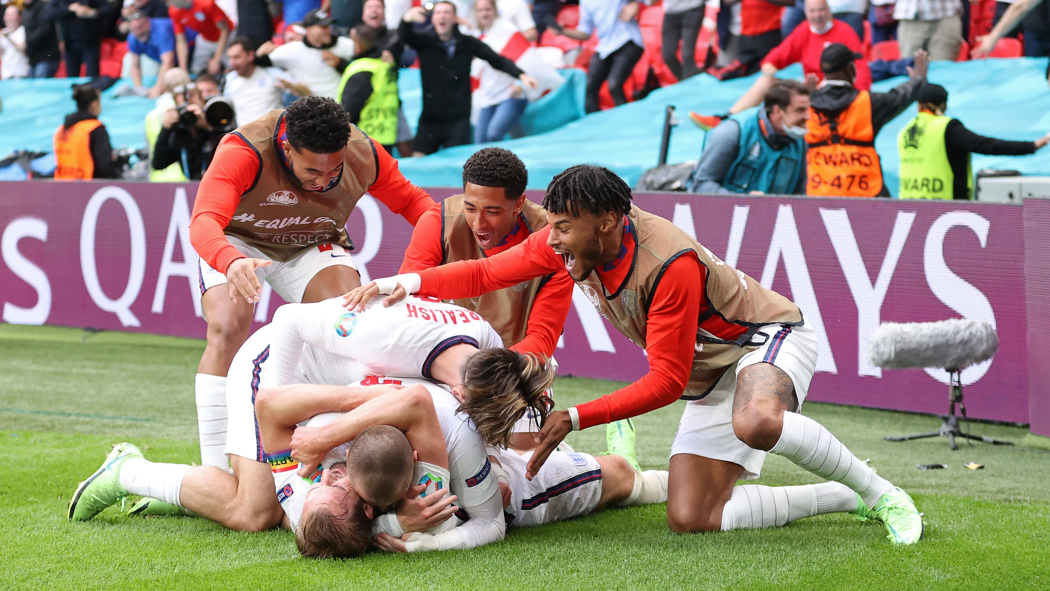 Inglaterra celebra un gol