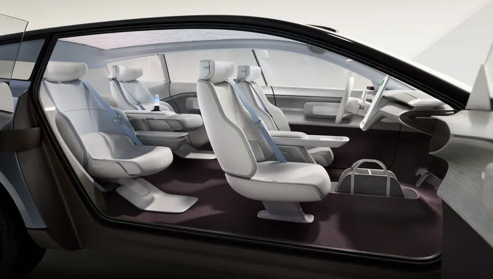 Volvo Concept Recharge interior