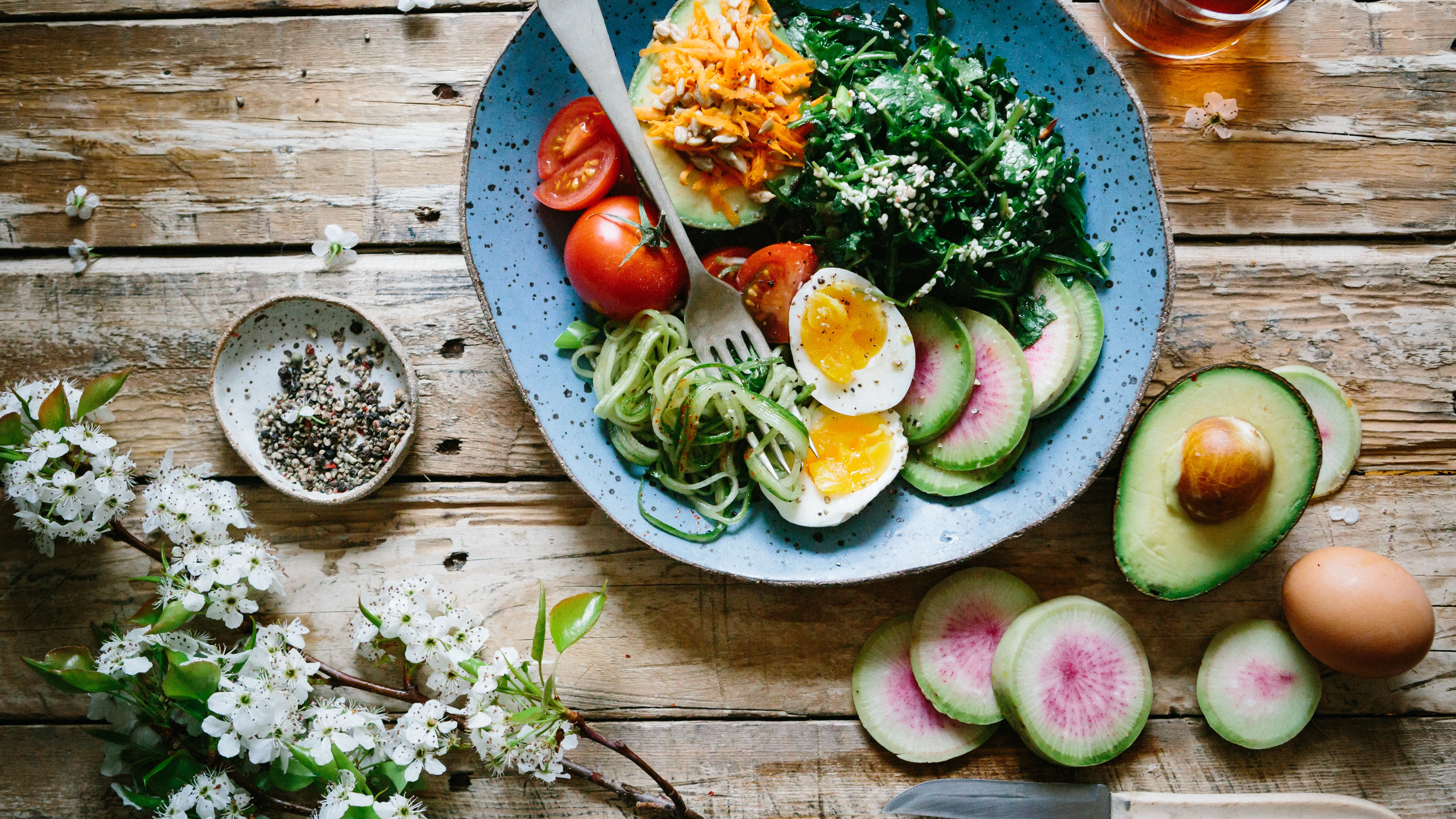 Las claves para llevar una alimentación saludable sin pasar hambre ni privarse de caprichos