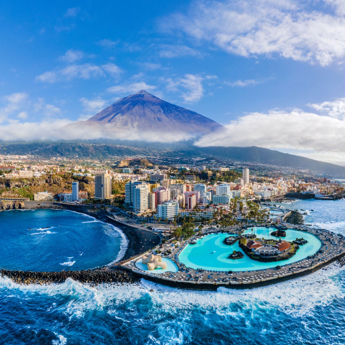 Puerto de la Cruz la ciudad al norte de Tenerife que fue refugio de Agatha Christie