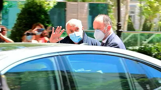 Captura de vídeo que muestra al productor José Luis Moreno a su salida de la sede de la Audiencia Nacional. Captura de vídeo que muestra al productor José Luis Moreno a su salida de la sede de la Audiencia Nacional.