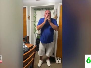 Sorpresa a un hombre que va a ser abuelo