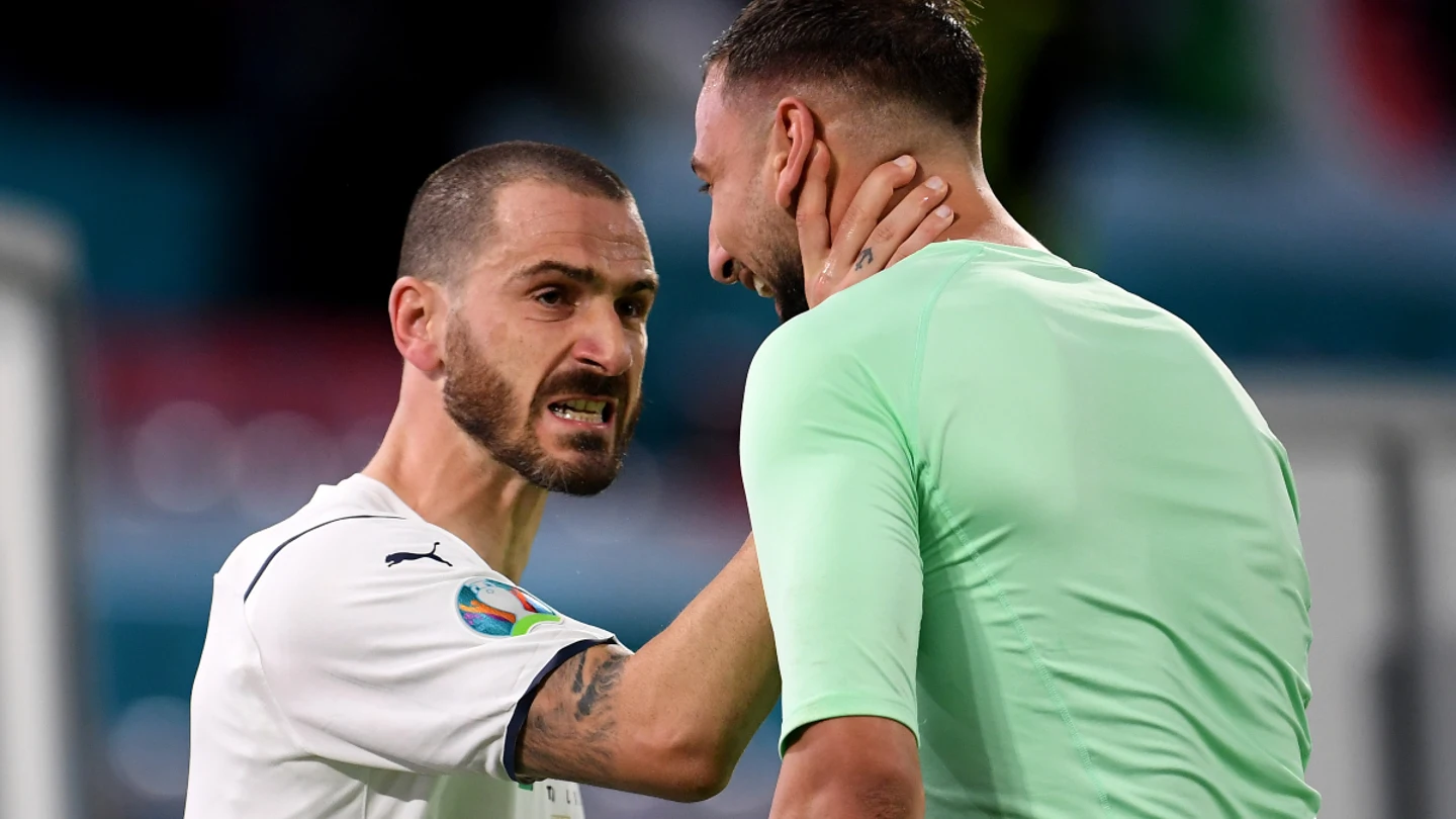 Bonucci, con Donnarumma Bonucci, con Donnarumma