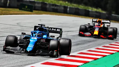 Vettel estorbaba a Fernando Alonso Vettel estorbaba a Fernando Alonso