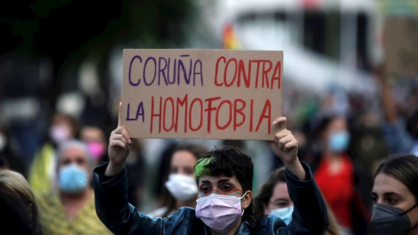 Manifestación que ha recorrido las calles de A Coruña en protesta por el asesinato de Samuel Luiz Manifestación que ha recorrido las calles de A Coruña en protesta por el asesinato de Samuel Luiz