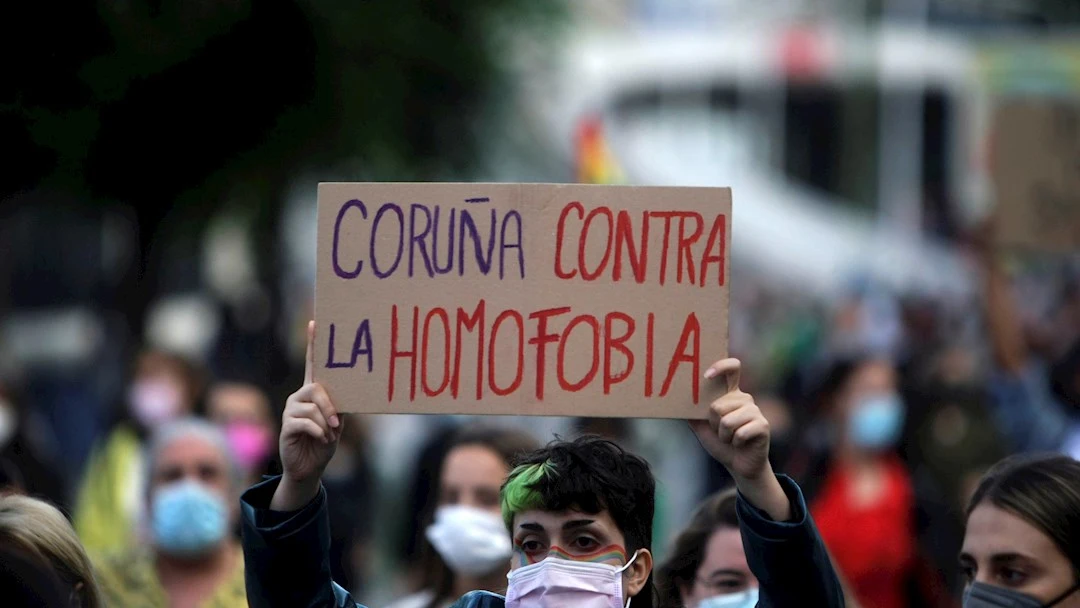 Manifestación que ha recorrido las calles de A Coruña en protesta por el asesinato de Samuel Luiz