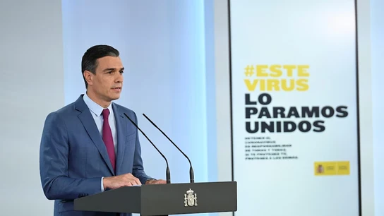 El 'nuevo' Gobierno de Pedro Sánchez echa a andar este lunes con un mandato claro: nadie es imprescindible El 'nuevo' Gobierno de Pedro Sánchez echa a andar este lunes con un mandato claro: nadie es imprescindible