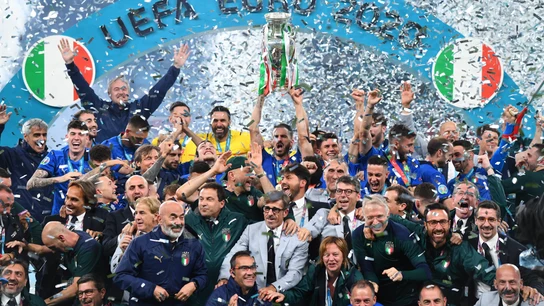 ¿Cuánto dinero se lleva cada futbolista italiano por ganar la Eurocopa? ¿Cuánto dinero se lleva cada futbolista italiano por ganar la Eurocopa?