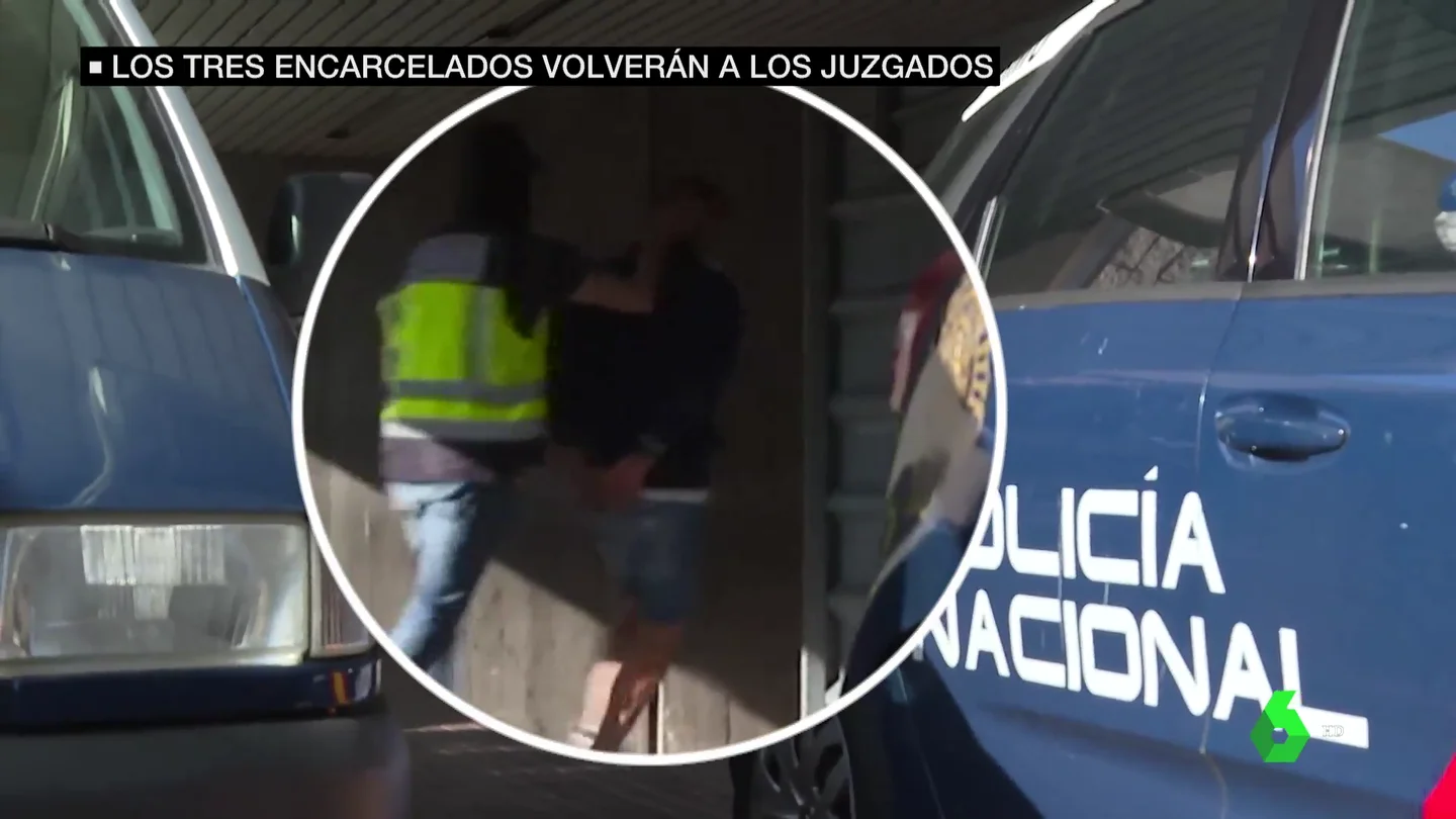 Los investigadores sospechan que las fracturas del cráneo de Samuel fueron provocadas con una barra de hierro Los investigadores sospechan que las fracturas del cráneo de Samuel fueron provocadas con una barra de hierro