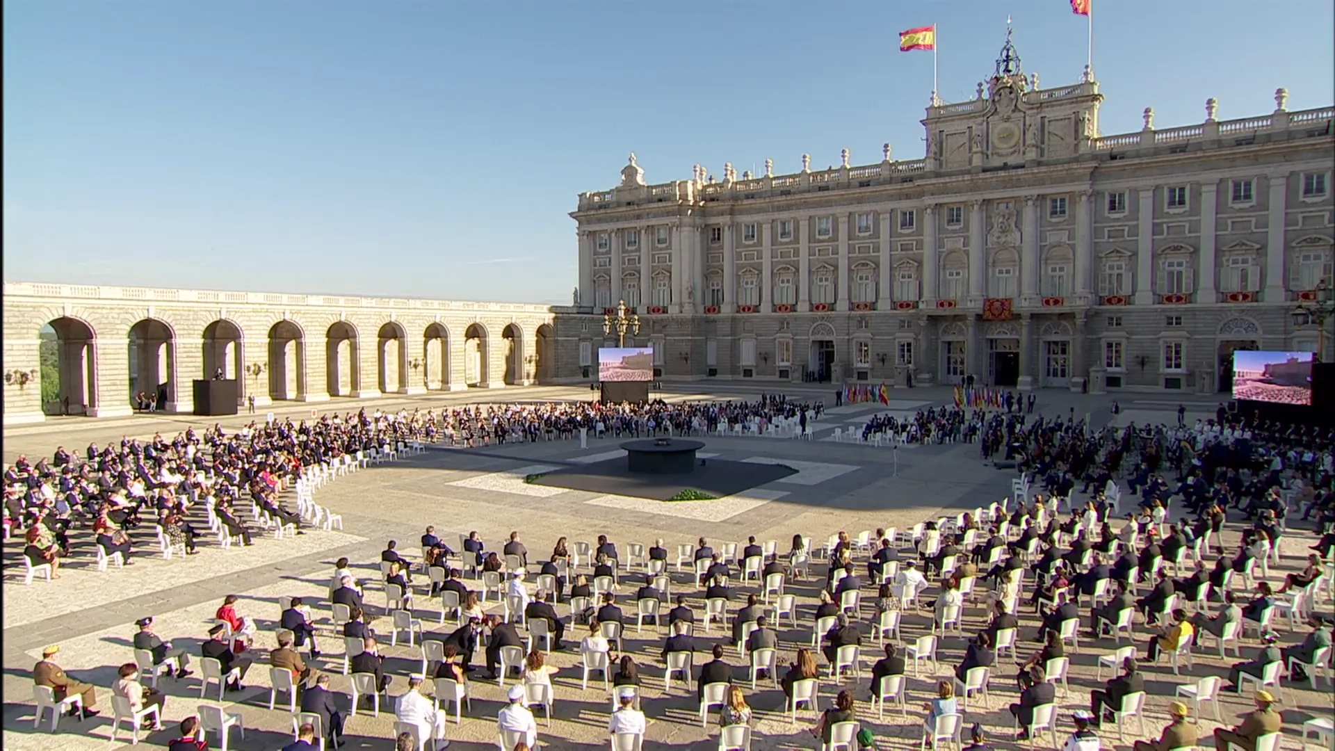 Homenaje a las v&iacute;ctimas del coronavirus