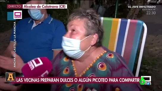 El cómico momento en el que una señora confiesa que lleva preservativos en el bolso en pleno directo de televisión El cómico momento en el que una señora confiesa que lleva preservativos en el bolso en pleno directo de televisión
