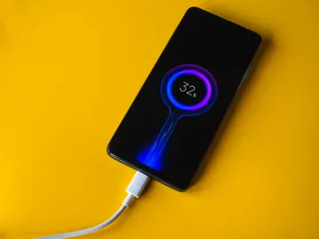 Cargar la batería del móvil Cargar la batería del móvil