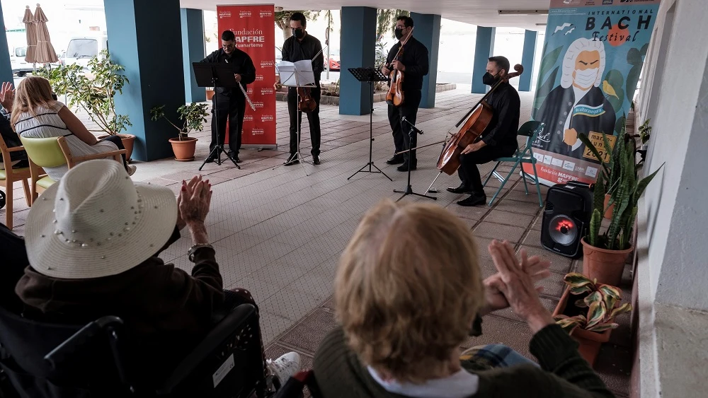 Mayores en una residencia de Canarias