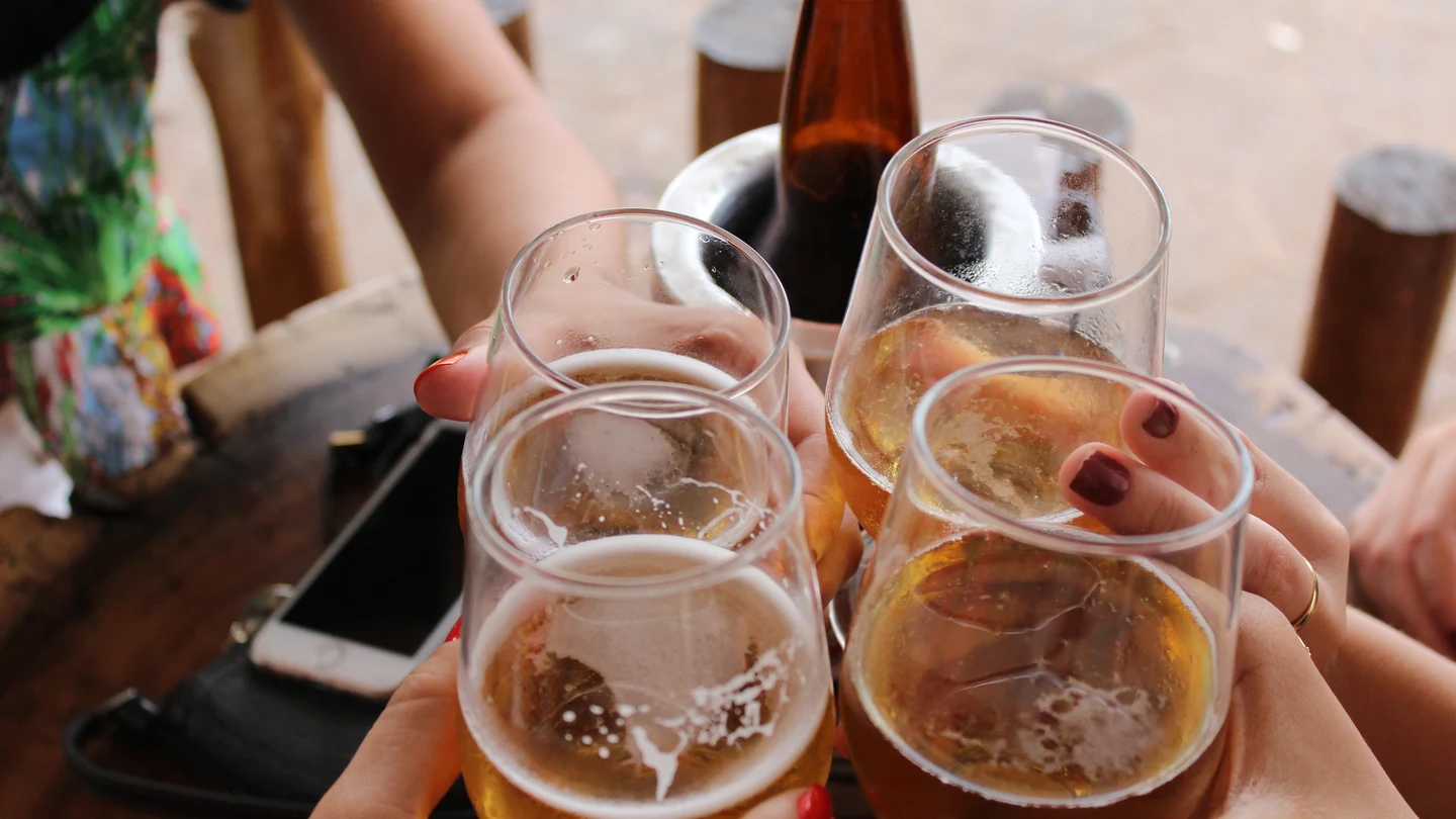 Consumo de alcohol Consumo de alcohol