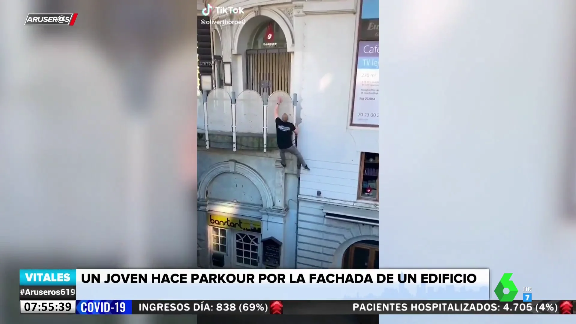 La habilidad de un hombre para escalar edificios haciendo parkour en tan solo 5 segundos