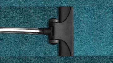 Cómo limpiar alfombras muy sucias con estos trucos
