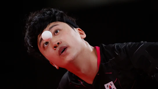 "Cómo un jugador asiático de tenis de mesa es capaz de seguir la bola con sus ojos rasgados": el comentario racista que le ha supuesto el despido a un periodista griego "Cómo un jugador asiático de tenis de mesa es capaz de seguir la bola con sus ojos rasgados": el comentario racista que le ha supuesto el despido a un periodista griego