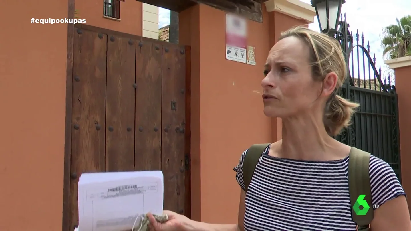 Propietaria de una vivienda okupada Propietaria de una vivienda okupada