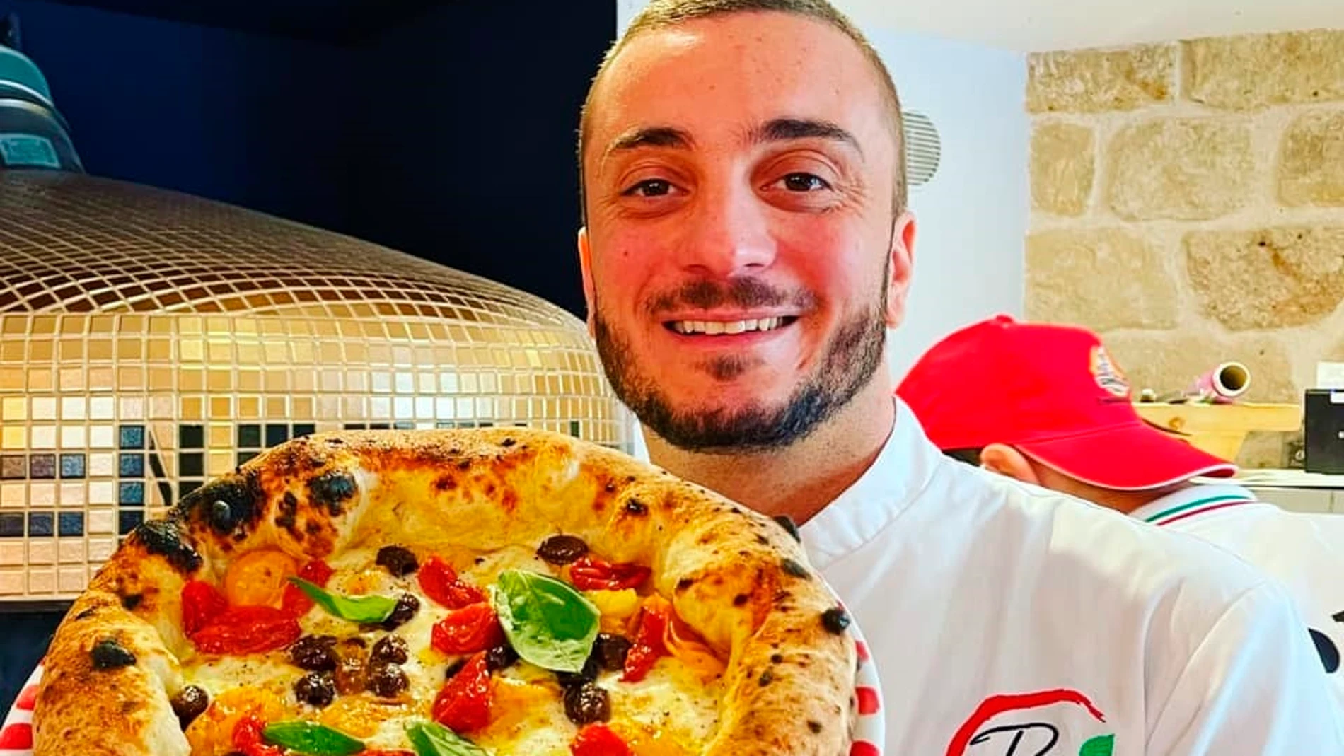 La mejor pizza europea de 2021 se come en España y lleva chorizo de León