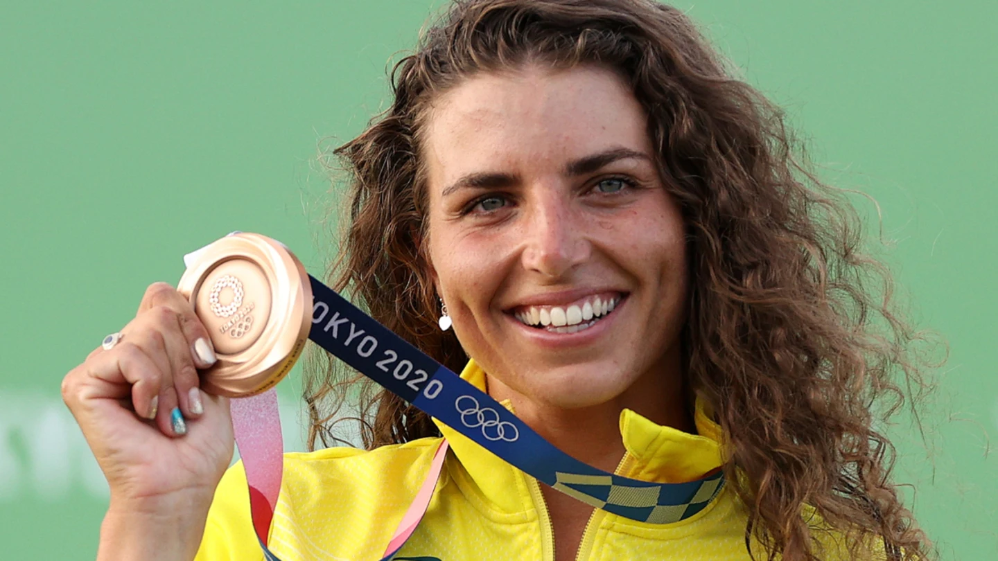 Jessica Fox, con la medalla de bronce Jessica Fox, con la medalla de bronce