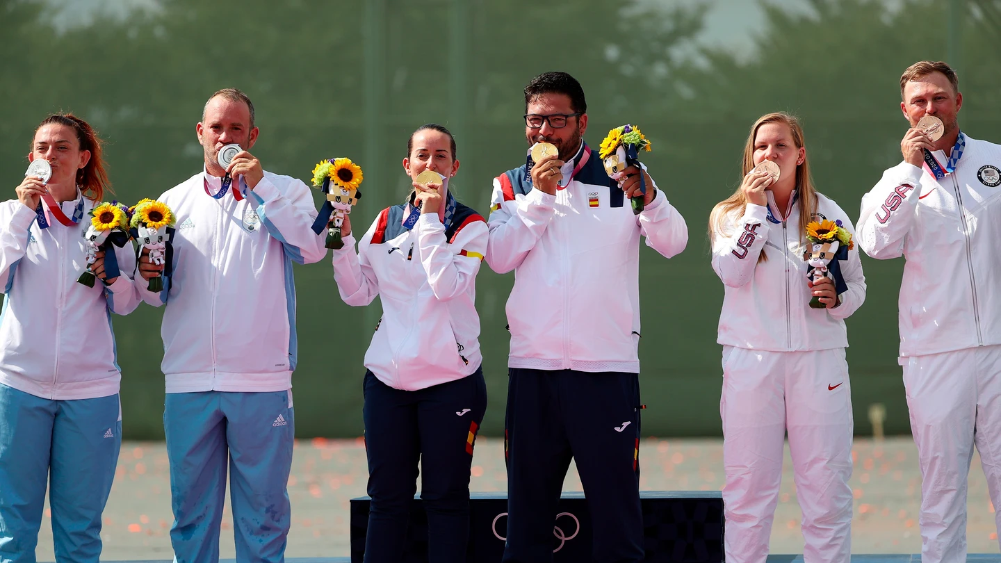 Fátima Gálvez y Alberto Fernández logran la primera medalla de oro para España en los Juegos Olímpicos de Tokio Fátima Gálvez y Alberto Fernández logran la primera medalla de oro para España en los Juegos Olímpicos de Tokio