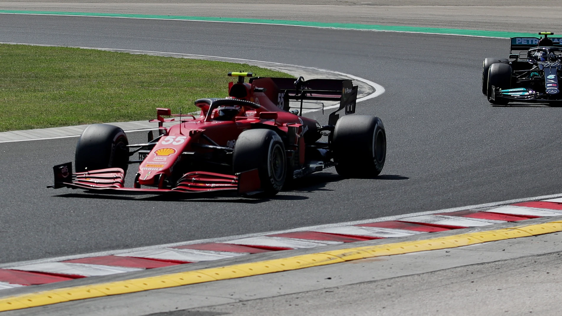 Carlos Sainz y Lewis Hamilton en la clasificación del Gran Premio de Hungría