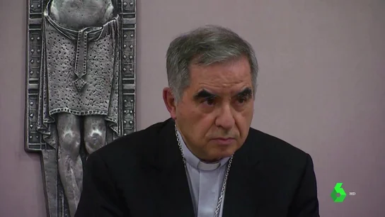 Un hombre de confianza del papa Francisco se sienta en el banquillo acusado de malversación, fraude, extorsión, abuso de poder y blanqueo Un hombre de confianza del papa Francisco se sienta en el banquillo acusado de malversación, fraude, extorsión, abuso de poder y blanqueo