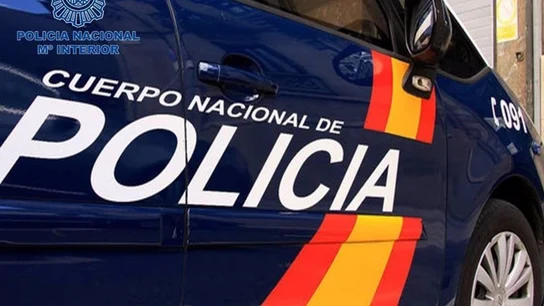 Vehículo de la Policía Nacional Vehículo de la Policía Nacional