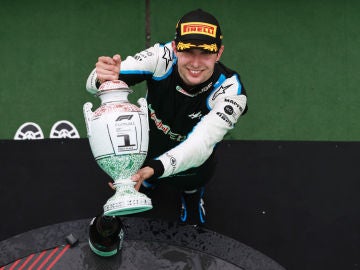 Esteban Ocon, ganador del GP de Hungr&iacute;a