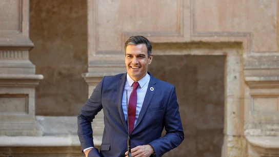 Pedro Sánchez critica la "actitud hostil de la oposición más furibunda e irresponsable de Europa" Pedro Sánchez critica la "actitud hostil de la oposición más furibunda e irresponsable de Europa"