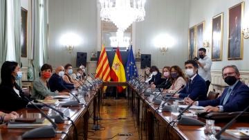 Cumbre bilateral entre el Gobierno y la Generalitat